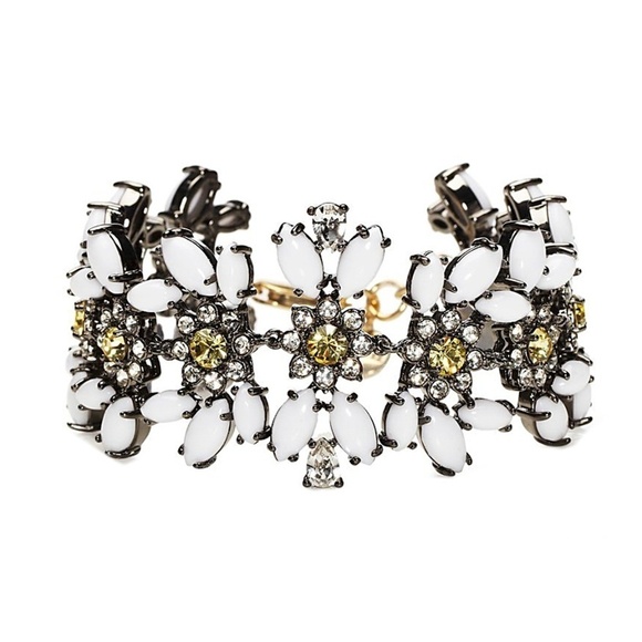 Juicy Couture Daisy Gemstone Enamel Drama Bracelet - Picture 1 of 2